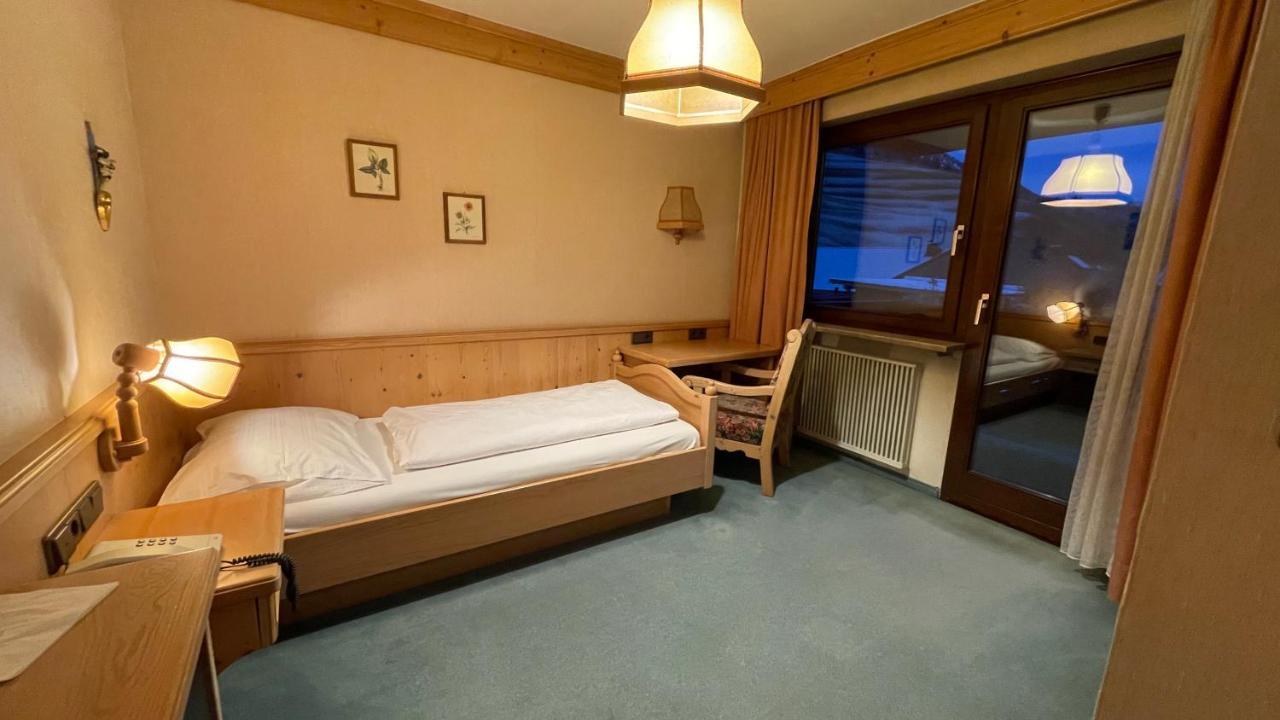 Hotel Alpenrose 3*